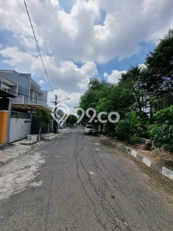 Rumah Eksklusif Siap Huni LT 395m2 di Rungkut, Surabaya Rumah Eksklusif Siap Huni LT 395m2 di Rungkut, Surabaya
