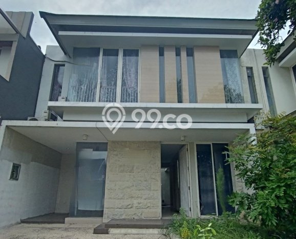 Rumah Luxury Modern Tanpa Renovasi di Citraland Surabaya Rumah Luxury Modern Tanpa Renovasi di Citraland Surabaya