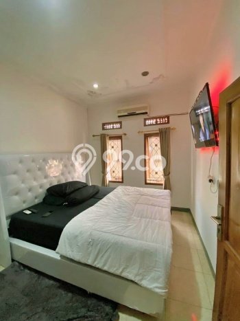Ready to Use! Luxury House LT 128m2 Desain Modern di Ciateul Ready to Use! Luxury House LT 128m2 Desain Modern di Ciateul