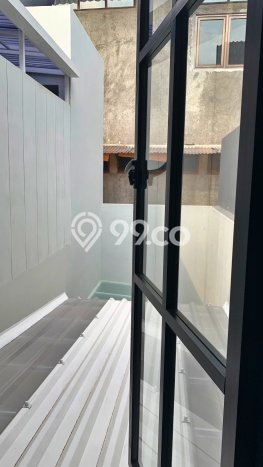 Rumah Modern 4 KT LT 107m2 di BKR Rumah Modern 4 KT LT 107m2 di BKR