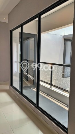 Rumah Elit Modern Tanpa Renovasi di Summarecon Bandung Bandung Rumah Elit Modern Tanpa Renovasi di Summarecon Bandung Bandung
