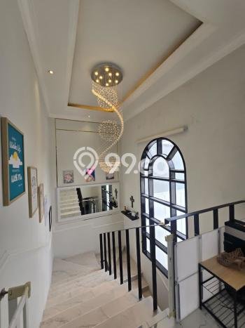 Hunian Elit LB 430m2 Siap Huni Desain Elegan di Geger Kalong, Bandung Hunian Elit LB 430m2 Siap Huni Desain Elegan di Geger Kalong, Bandung
