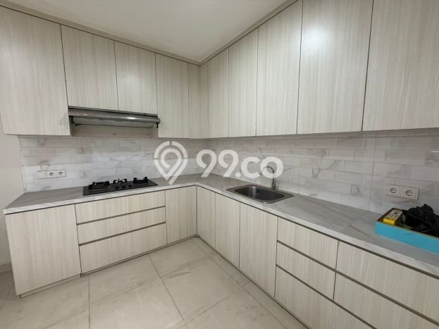 For Sale! Luxury House LT 390m2 Desain Elegan di Alam Sutera For Sale! Luxury House LT 390m2 Desain Elegan di Alam Sutera