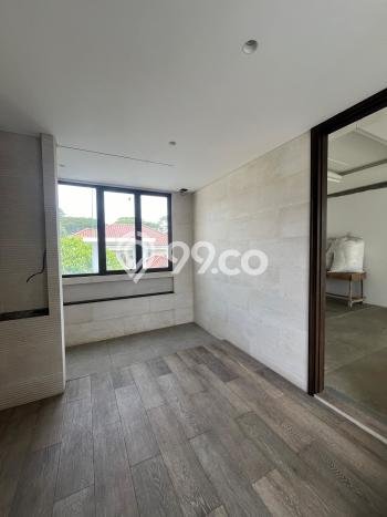Jual Rumah Mewah Elegan Dengan View Eksklusif di Alam Sutera, Tangerang Jual Rumah Mewah Elegan Dengan View Eksklusif di Alam Sutera, Tangerang