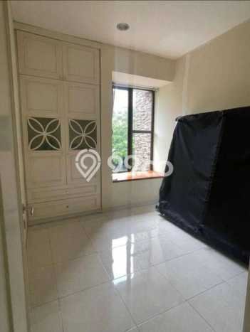 Ready to Use! Luxury House LT 200m2 Desain Elegan di Alam Sutera Ready to Use! Luxury House LT 200m2 Desain Elegan di Alam Sutera