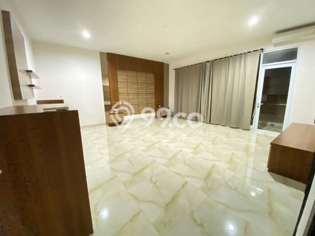 Dijual Rumah Mewah Megah Dengan View Eksklusif di Alam Sutera, Tangerang Dijual Rumah Mewah Megah Dengan View Eksklusif di Alam Sutera, Tangerang