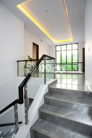 For Sale Rumah Mewah Exclusive di BSD, Tangerang Selatan For Sale Rumah Mewah Exclusive di BSD, Tangerang Selatan
