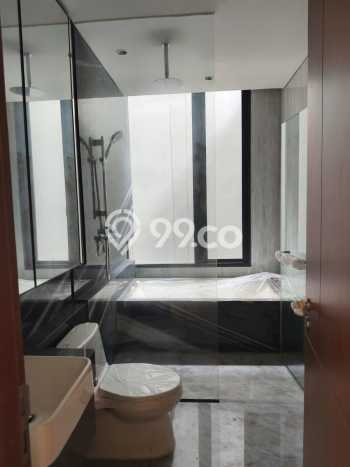 Dijual Rumah Premium dengan Fasilitas Sekitar Lengkap di BSD, Tangerang Selatan Dijual Rumah Premium dengan Fasilitas Sekitar Lengkap di BSD, Tangerang Selatan