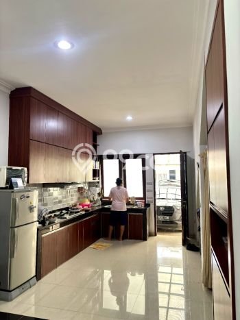 Rumah Elit Modern Siap Huni di Alam Sutera Tangerang Rumah Elit Modern Siap Huni di Alam Sutera Tangerang