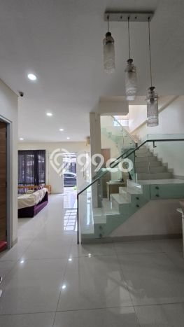 Rumah Luxury Modern Siap Huni di Alam Sutera Tangerang Rumah Luxury Modern Siap Huni di Alam Sutera Tangerang