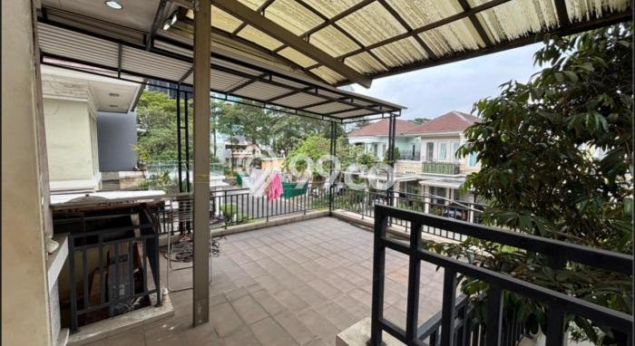 Hunian Mewah LB 150m2 Siap Pakai Desain Elegan di Alam Sutera, Tangerang Hunian Mewah LB 150m2 Siap Pakai Desain Elegan di Alam Sutera, Tangerang