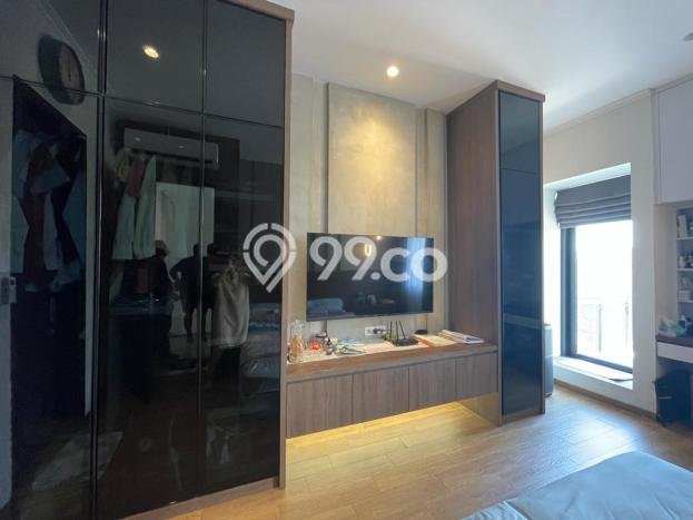 Rumah Mewah LB 120m2 Siap Huni Desain Elegan di Alam Sutera, Tangerang Rumah Mewah LB 120m2 Siap Huni Desain Elegan di Alam Sutera, Tangerang