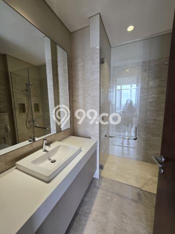 Hunian Apartemen High-Class untuk Dijual di Tangerang dengan 3 BR & 3 Kamar Mandi Hunian Apartemen High-Class untuk Dijual di Tangerang dengan 3 BR & 3 Kamar Mandi