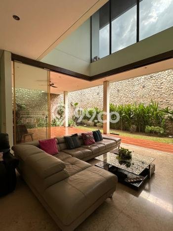 Rumah 4 KT 4 KM Luas Tanah 600m², LB 447m² di Alam Sutera, Tangerang Rumah 4 KT 4 KM Luas Tanah 600m², LB 447m² di Alam Sutera, Tangerang