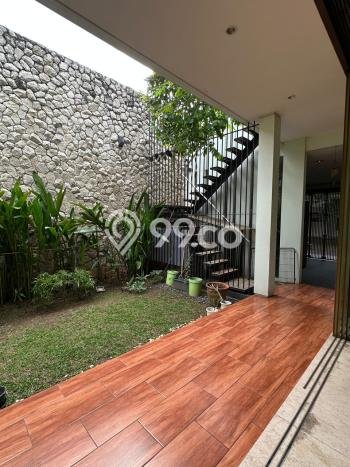 Rumah 4 KT 4 KM Luas Tanah 600m², LB 447m² di Alam Sutera, Tangerang Rumah 4 KT 4 KM Luas Tanah 600m², LB 447m² di Alam Sutera, Tangerang