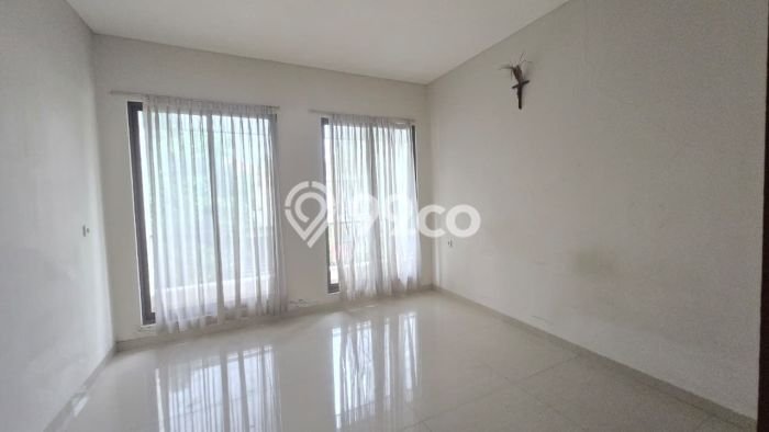 Ready to Use! Premium House LT 480m2 Desain Elegan di Alam Sutera Ready to Use! Premium House LT 480m2 Desain Elegan di Alam Sutera