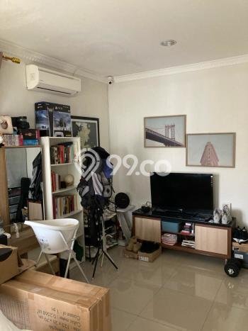 Jual Rumah Mewah Megah Dengan View Eksklusif di Alam Sutera, Tangerang Jual Rumah Mewah Megah Dengan View Eksklusif di Alam Sutera, Tangerang