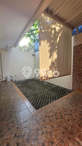Disewakan! Rumah 5 Kamar Tidur &
4 Kamar Mandi di Alam Sutera, Tangerang Disewakan! Rumah 5 Kamar Tidur &
4 Kamar Mandi di Alam Sutera, Tangerang