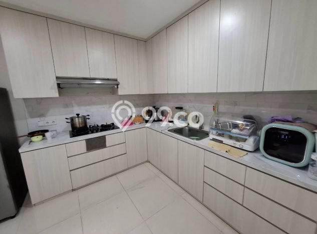 Rumah Luxury Modern Siap Huni di Alam Sutera Tangerang Rumah Luxury Modern Siap Huni di Alam Sutera Tangerang