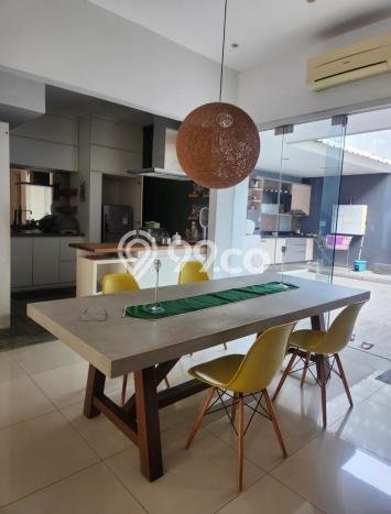 Dijual Rumah Mewah Elegan Dengan View Cantik di Alam Sutera, Tangerang Dijual Rumah Mewah Elegan Dengan View Cantik di Alam Sutera, Tangerang
