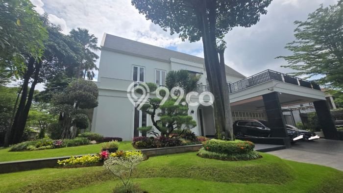 Ready to Use! Luxury House LT 763m2 Desain Modern di Alam Sutera Ready to Use! Luxury House LT 763m2 Desain Modern di Alam Sutera