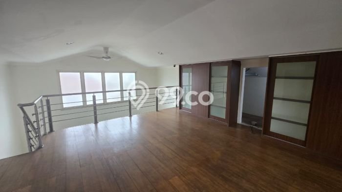 Dijual Rumah Mewah Elegan Dengan View Eksklusif di Alam Sutera, Tangerang Dijual Rumah Mewah Elegan Dengan View Eksklusif di Alam Sutera, Tangerang