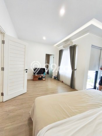 Rumah Luxury Modern Tanpa Renovasi di Alam Sutera Tangerang Rumah Luxury Modern Tanpa Renovasi di Alam Sutera Tangerang