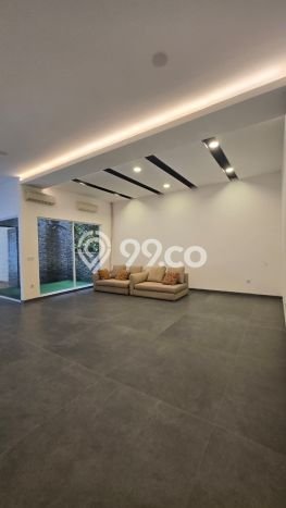 Rumah Elit Modern Siap Huni di Alam Sutera Tangerang Rumah Elit Modern Siap Huni di Alam Sutera Tangerang