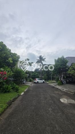 Ready to Use! Luxury House LT 170m2 Desain Modern di Alam Sutera Ready to Use! Luxury House LT 170m2 Desain Modern di Alam Sutera