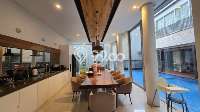 Ready to Use! Luxury House LT 500m2 Desain Elegan di Alam Sutera Ready to Use! Luxury House LT 500m2 Desain Elegan di Alam Sutera