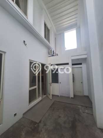 Rumah di , Siap Huni, 5 KT, Akses Tangerang, Tangerang, LT 112m2m² LB 220m2m² Rumah di , Siap Huni, 5 KT, Akses Tangerang, Tangerang, LT 112m2m² LB 220m2m²