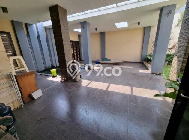 Rumah Mewah LB 372m2 Siap Huni Desain Elegan di Alam Sutera, Tangerang Rumah Mewah LB 372m2 Siap Huni Desain Elegan di Alam Sutera, Tangerang