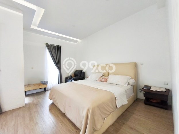 Rumah Luxury Modern Tanpa Renovasi di Alam Sutera Tangerang Rumah Luxury Modern Tanpa Renovasi di Alam Sutera Tangerang