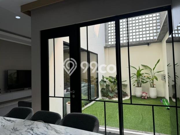 Ready to Use! Luxury House LT 140m2 Desain Modern di Alam Sutera Ready to Use! Luxury House LT 140m2 Desain Modern di Alam Sutera