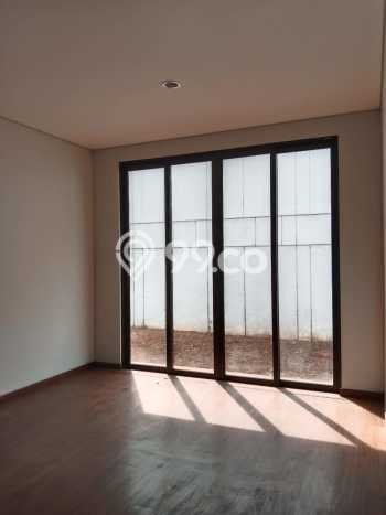 Dijual Rumah Premium dengan Fasilitas Sekitar Lengkap di BSD, Tangerang Selatan Dijual Rumah Premium dengan Fasilitas Sekitar Lengkap di BSD, Tangerang Selatan