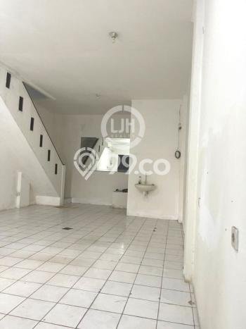 Disewakan Ruko komersial di Jatisampurna luas bangunan 103m2 Disewakan Ruko komersial di Jatisampurna luas bangunan 103m2