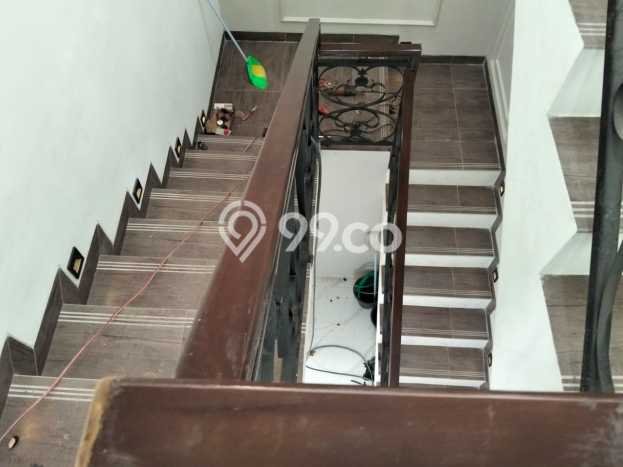 Dijual Cepat Rumah Favorit Siap Huni LB 210m2 di Cipayung, Jakarta Timur Dijual Cepat Rumah Favorit Siap Huni LB 210m2 di Cipayung, Jakarta Timur