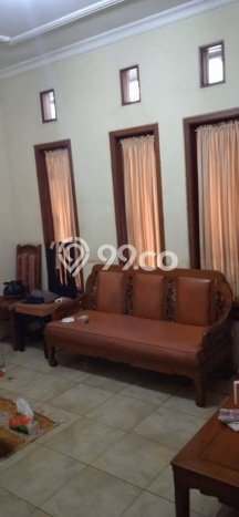 Dijual Hunian Rumah Terawat 3 KT di Condet, Jakarta Timur Dijual Hunian Rumah Terawat 3 KT di Condet, Jakarta Timur