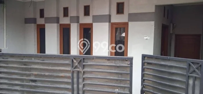 Dijual Hunian Rumah Terawat 3 KT di Condet, Jakarta Timur Dijual Hunian Rumah Terawat 3 KT di Condet, Jakarta Timur