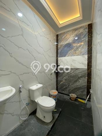 Dijual Rumah Strategis Bagus Punya 3 KT di Jagakarsa Jakarta Selatan SHM Dijual Rumah Strategis Bagus Punya 3 KT di Jagakarsa Jakarta Selatan SHM