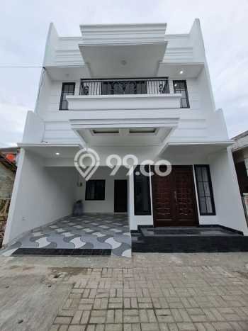 Dijual Rumah Strategis Bagus Punya 3 KT di Jagakarsa Jakarta Selatan SHM Dijual Rumah Strategis Bagus Punya 3 KT di Jagakarsa Jakarta Selatan SHM