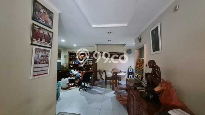 Hot Offer Hunian Premium Ideal dan Luas di Kebon Jeruk, Jakarta Barat Hot Offer Hunian Premium Ideal dan Luas di Kebon Jeruk, Jakarta Barat