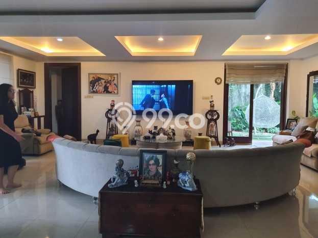 Rumah Elit Modern Tanpa Renovasi di Kemang Jakarta Selatan Rumah Elit Modern Tanpa Renovasi di Kemang Jakarta Selatan