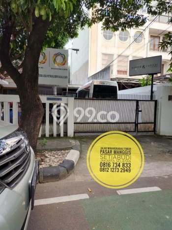 Rumah Elit Modern Tanpa Renovasi di Setiabudi Jakarta Selatan Rumah Elit Modern Tanpa Renovasi di Setiabudi Jakarta Selatan