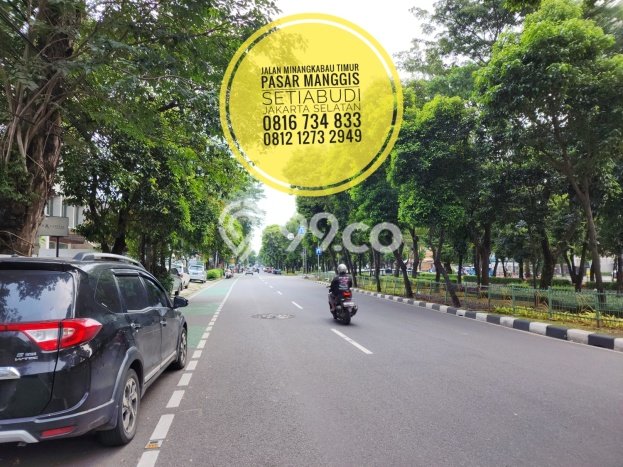 Rumah Elit Modern Tanpa Renovasi di Setiabudi Jakarta Selatan Rumah Elit Modern Tanpa Renovasi di Setiabudi Jakarta Selatan