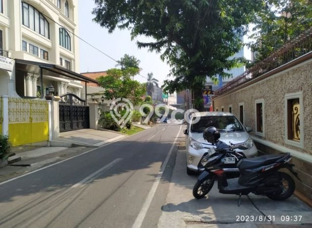 For Sale! Luxury House LT 572m2 Desain Modern di Bintaro For Sale! Luxury House LT 572m2 Desain Modern di Bintaro
