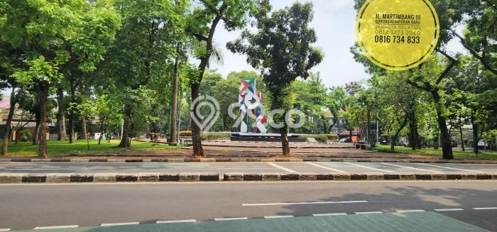 Siap Huni Rumah Mewah 5 Kamar di Kebayoran Baru Dekat ke Mana Pun Siap Huni Rumah Mewah 5 Kamar di Kebayoran Baru Dekat ke Mana Pun