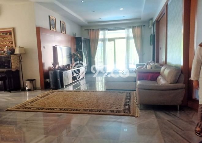 Jual Rumah Mewah Elegan Dengan View Cantik di Kemang, Jakarta Selatan Jual Rumah Mewah Elegan Dengan View Cantik di Kemang, Jakarta Selatan