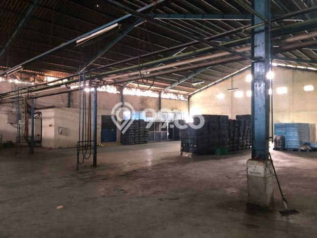 Pabrik Dijual di Cibitung Bekasi dengan Luas Bangunan 3000m2 Pabrik Dijual di Cibitung Bekasi dengan Luas Bangunan 3000m2