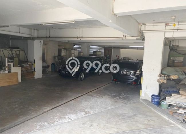 Unit Kantor Dijual di Kebayoran Lama Jakarta Selatan Luas Tanah 666m2, Luas Bangunan 1500m2 Unit Kantor Dijual di Kebayoran Lama Jakarta Selatan Luas Tanah 666m2, Luas Bangunan 1500m2